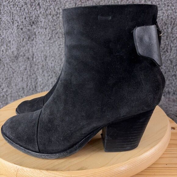 Rag & Bone Ryland Suede Ankle Boots Womens Size 7.5 Black Cap Toe Made in Italy - Picture 1 of 11
